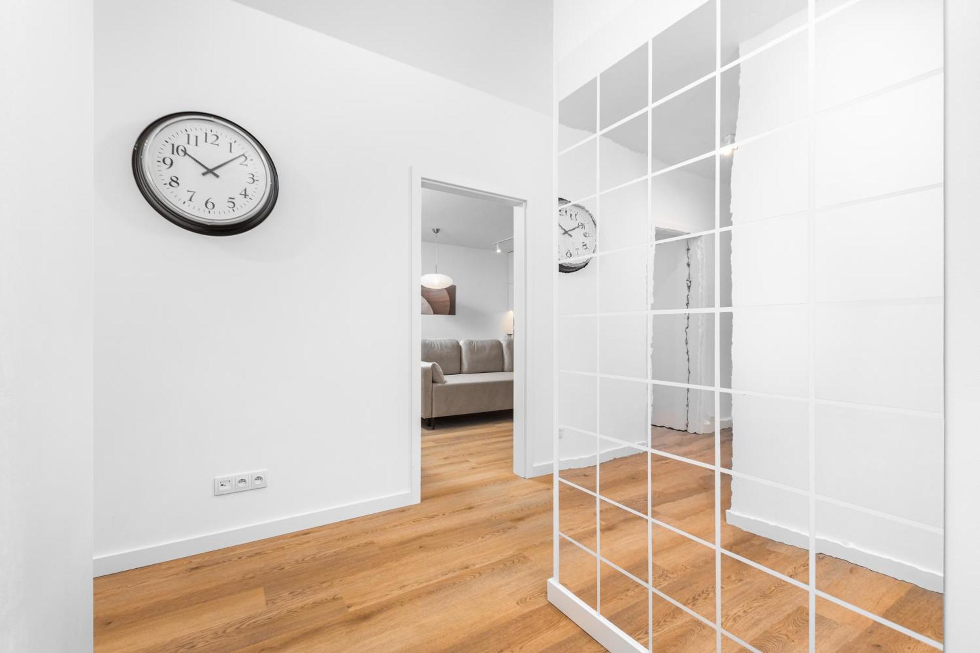 Przy Torach 3 By Homeprime Warsaw Luaran gambar